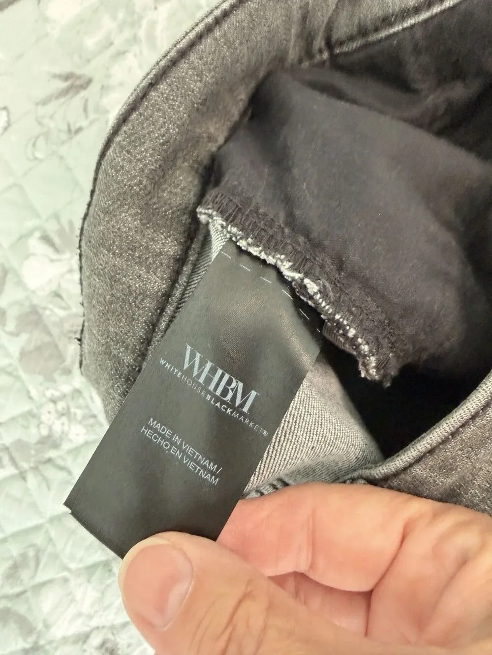 WHBM High Rise Skinny Ankle Jeans Size 14 Gray Denim Faux Croc Zip Hem Stretch